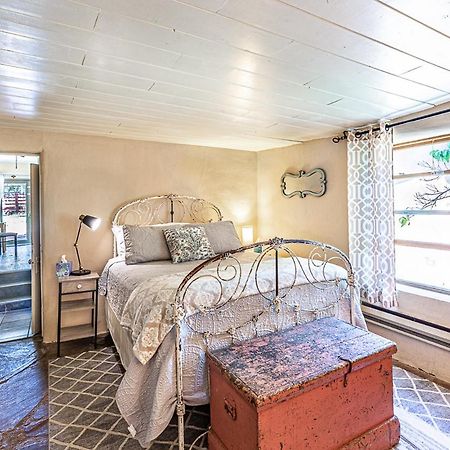 Pet Friendly Pinon Heaven Bed & Breakfast Canada de los Alamos Exterior foto